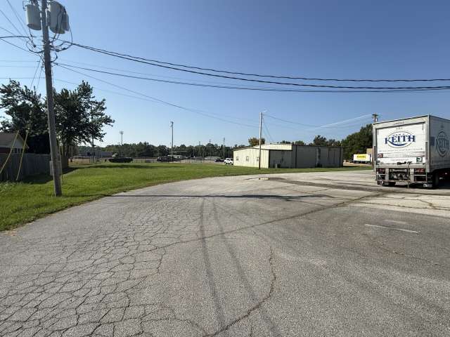  Corner Property in Walnut, MS, for Sale!