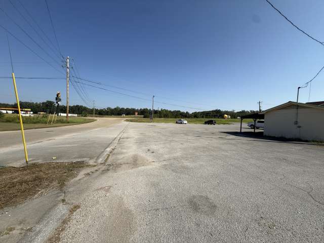  Corner Property in Walnut, MS, for Sale!