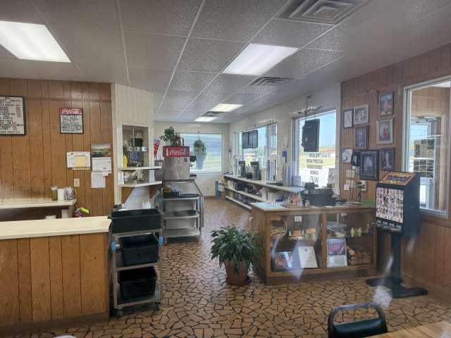  Corner Property in Walnut, MS, for Sale!