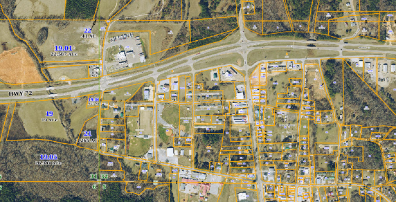  Corner Property in Walnut, MS, for Sale!
