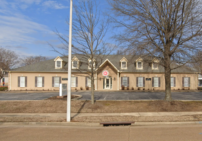  6637 Summer Knoll Circle