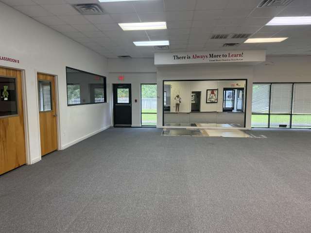  100 Commercial Drive, Atoka, TN