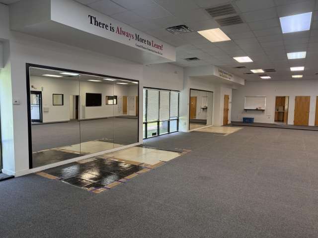 100 Commercial Drive, Atoka, TN