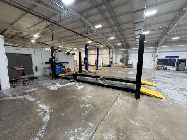  Turn-key Collision Center for Sale